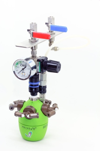 [IKC-AKIMIST292600] Akimist E AE-4(03C) Kostutuslaite 4 suuttimella, seinäteline